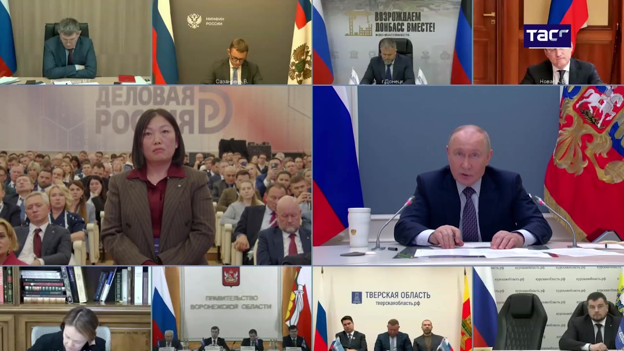 Путин: атаки на НПЗ и платформы РФ продолжаются, Россия отвечает